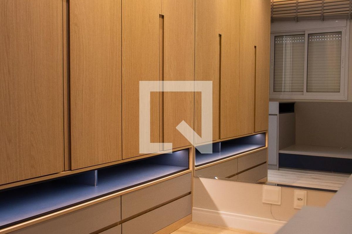 Apartamento à Venda - Cambuí, 2 Quartos,  136 m2 em , Campinas - sp | SoloBR
