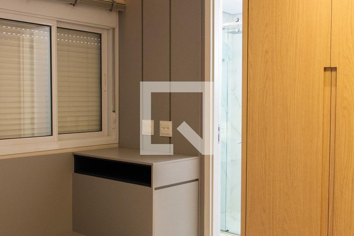 Apartamento à Venda - Cambuí, 2 Quartos,  136 m2 em , Campinas - sp | SoloBR