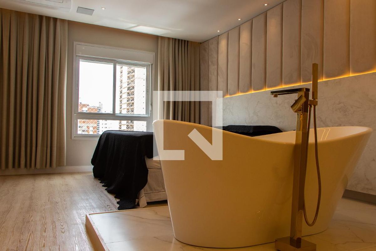 Apartamento à Venda - Cambuí, 2 Quartos,  136 m2 em , Campinas - sp | SoloBR