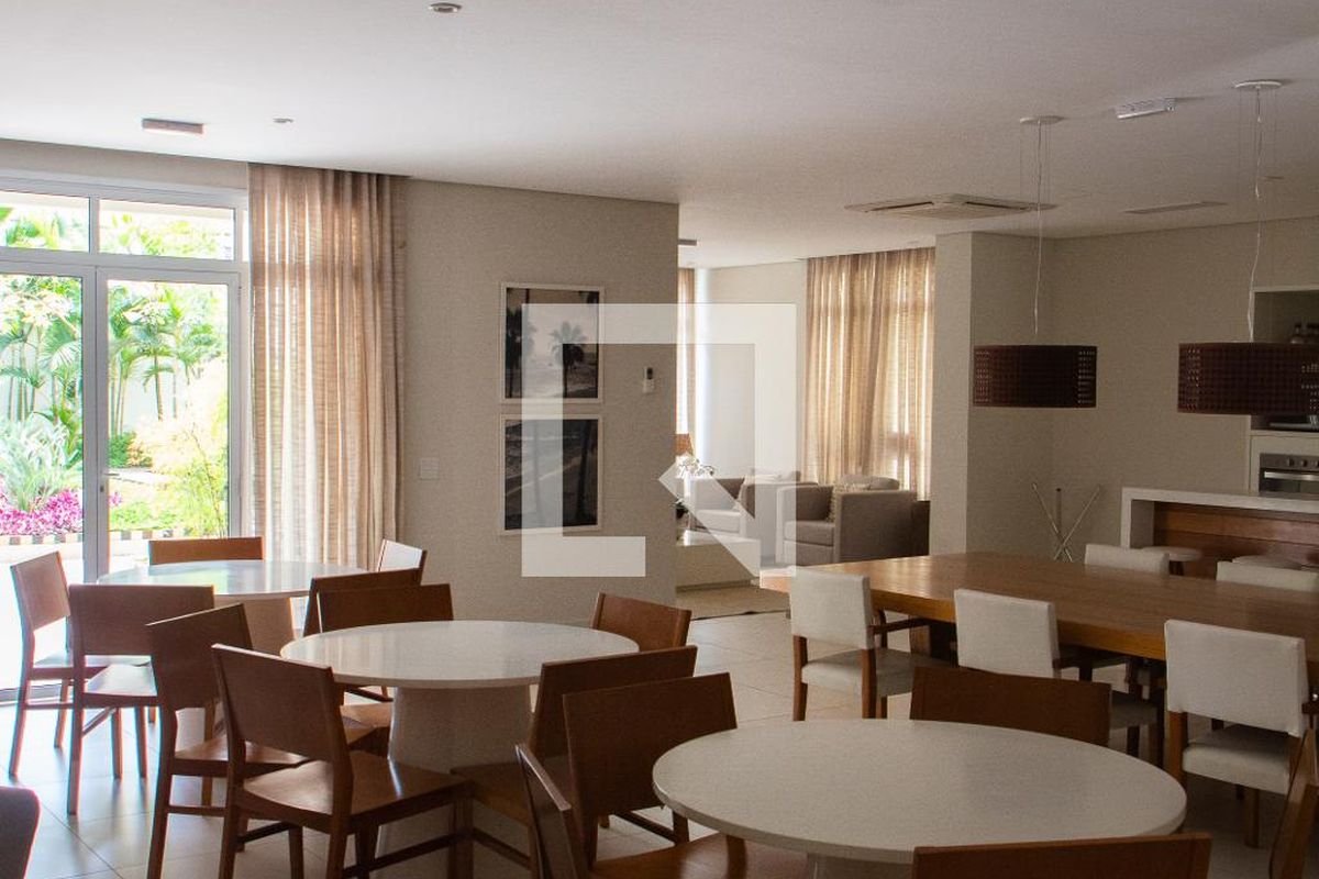 Apartamento à Venda - Cambuí, 2 Quartos,  136 m2 em , Campinas - sp | SoloBR