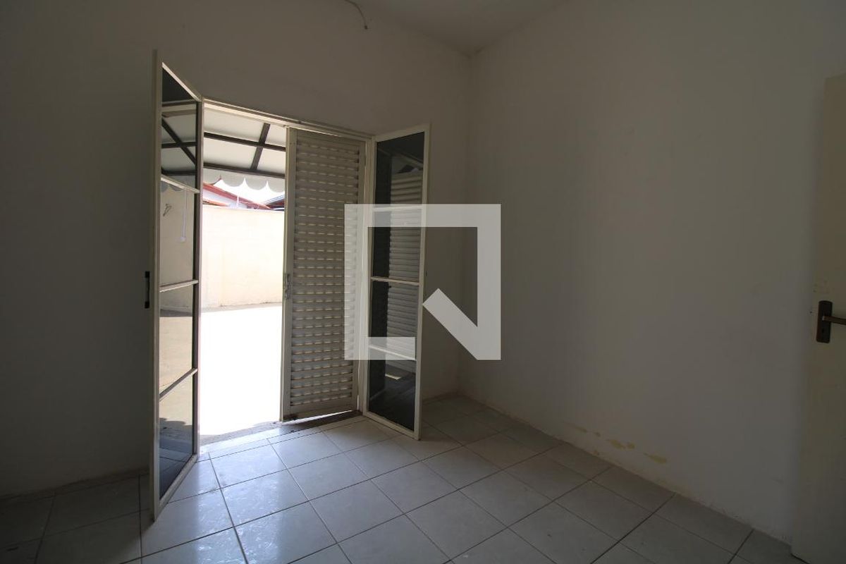 Casa à Venda - Bosque, 3 Quartos,  170 m2 em , Campinas - sp | SoloBR