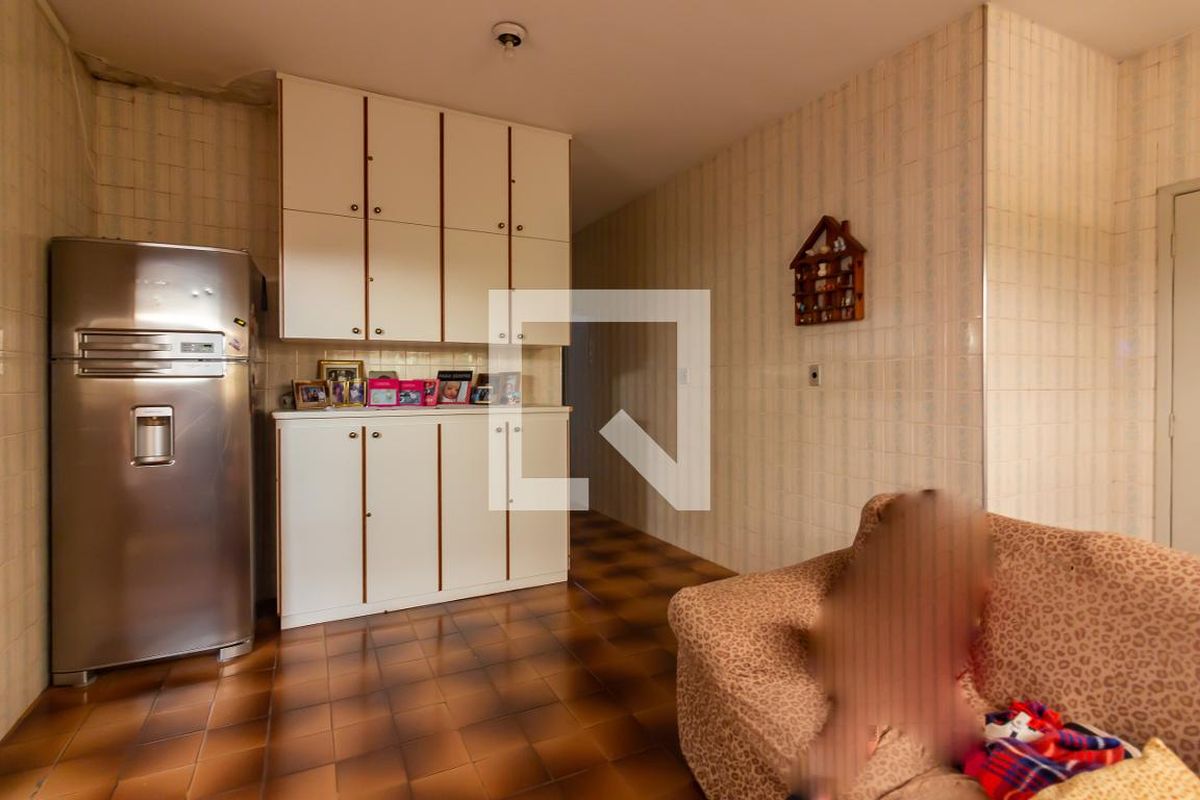 Casa, 3 quartos, 217 m² - Foto 6