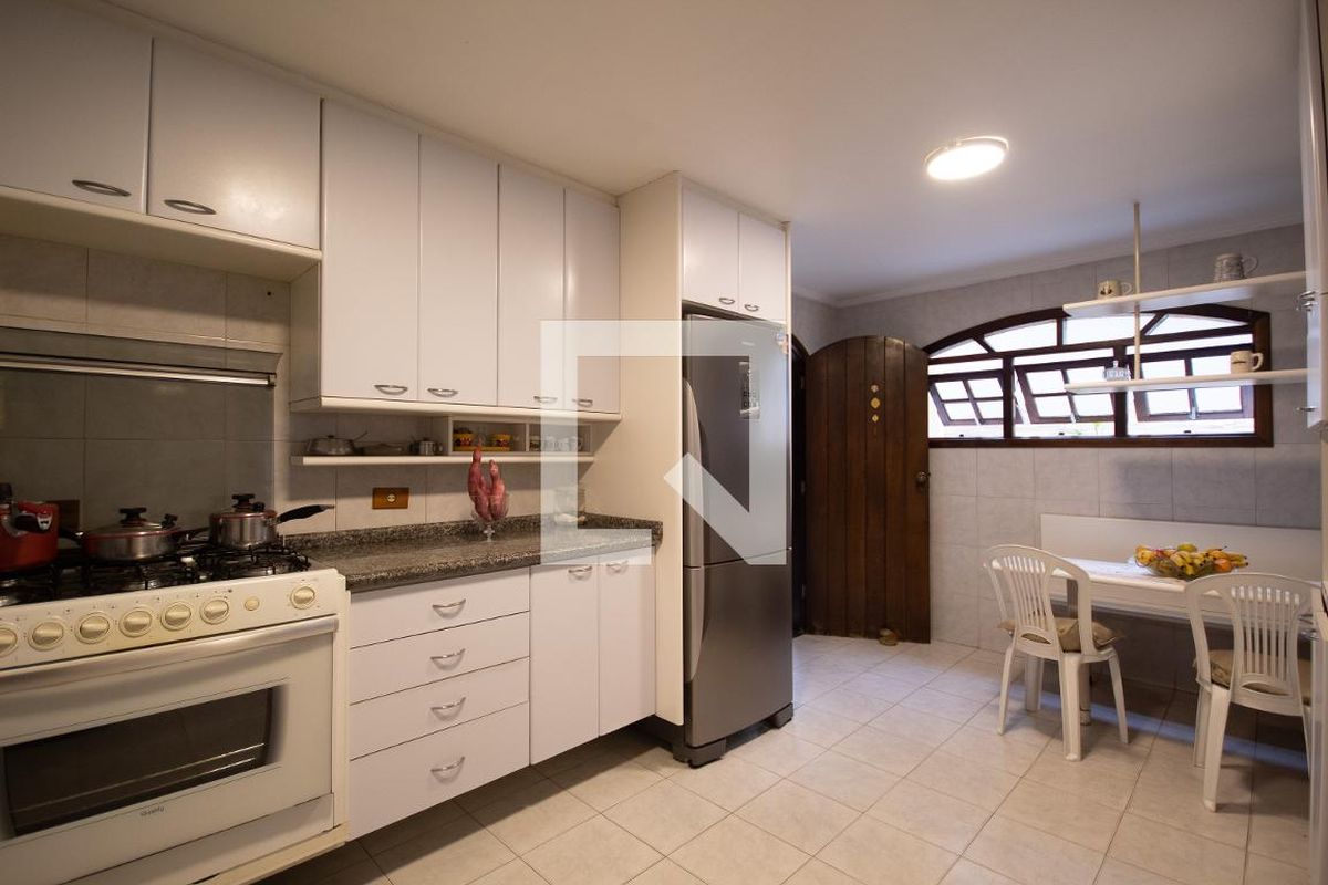 Casa, 4 quartos, 180 m² - Foto 92