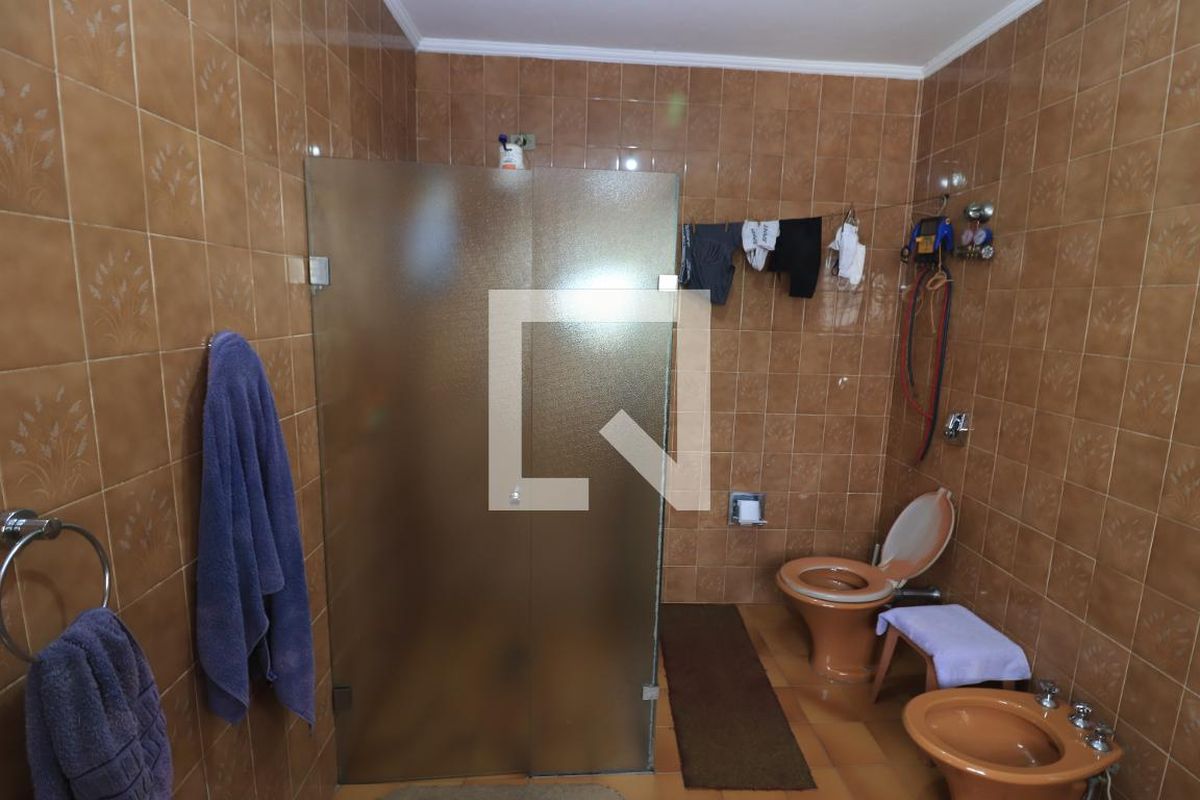 Casa, 3 quartos, 240 m² - Foto 44