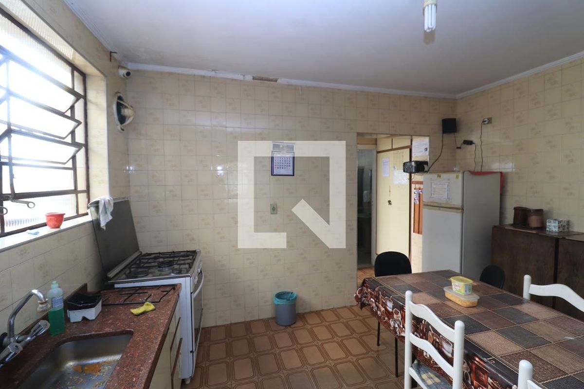 Casa, 3 quartos, 240 m² - Foto 60
