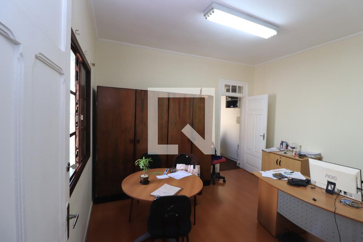 Casa, 3 quartos, 240 m² - Foto 18