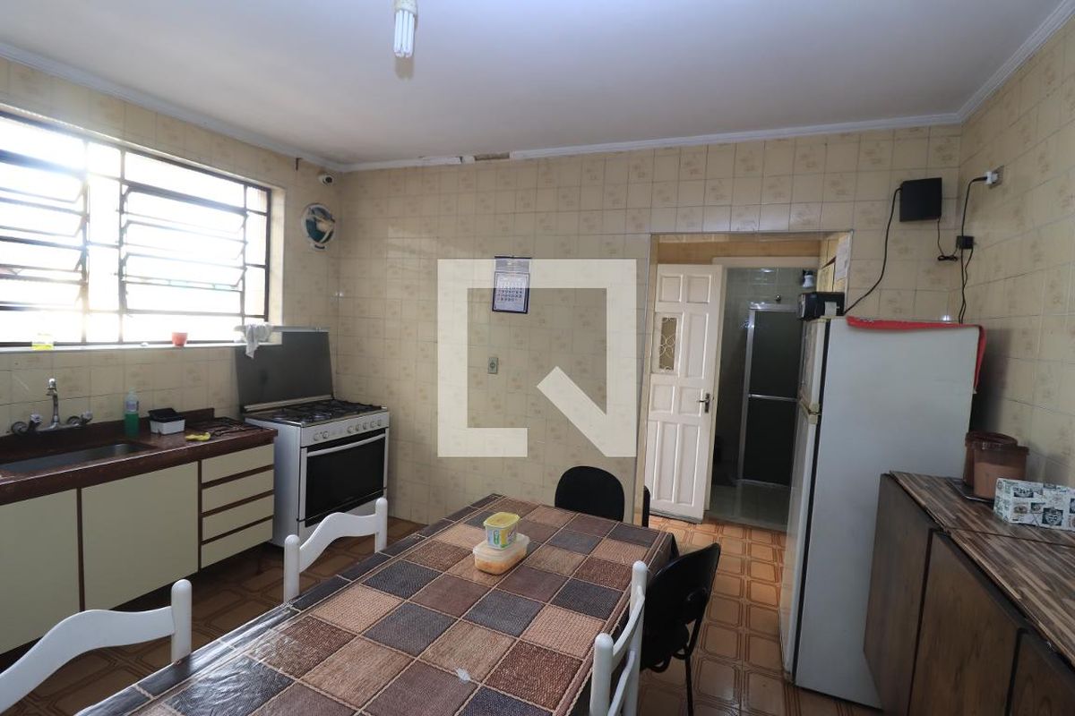Casa, 3 quartos, 240 m² - Foto 58