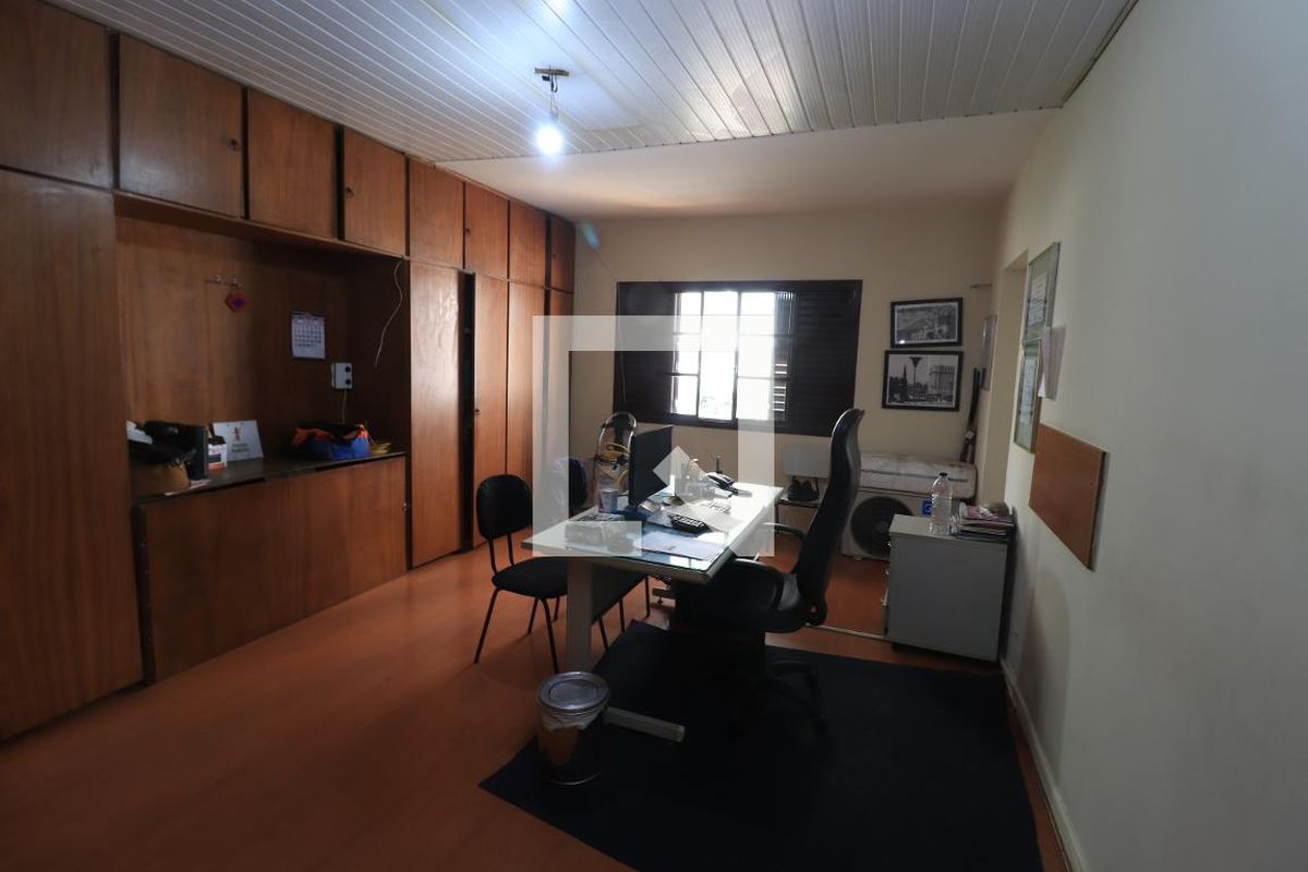 Casa, 3 quartos, 240 m² - Foto 10