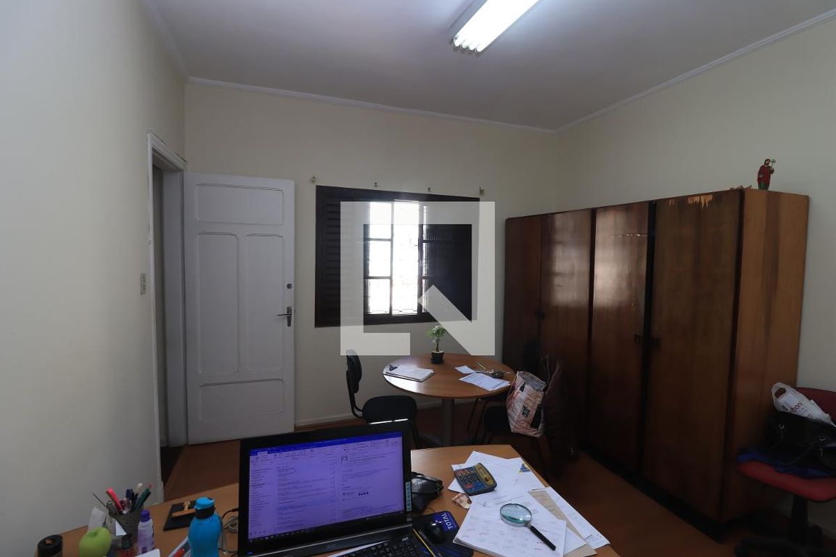 Casa, 3 quartos, 240 m² - Foto 24