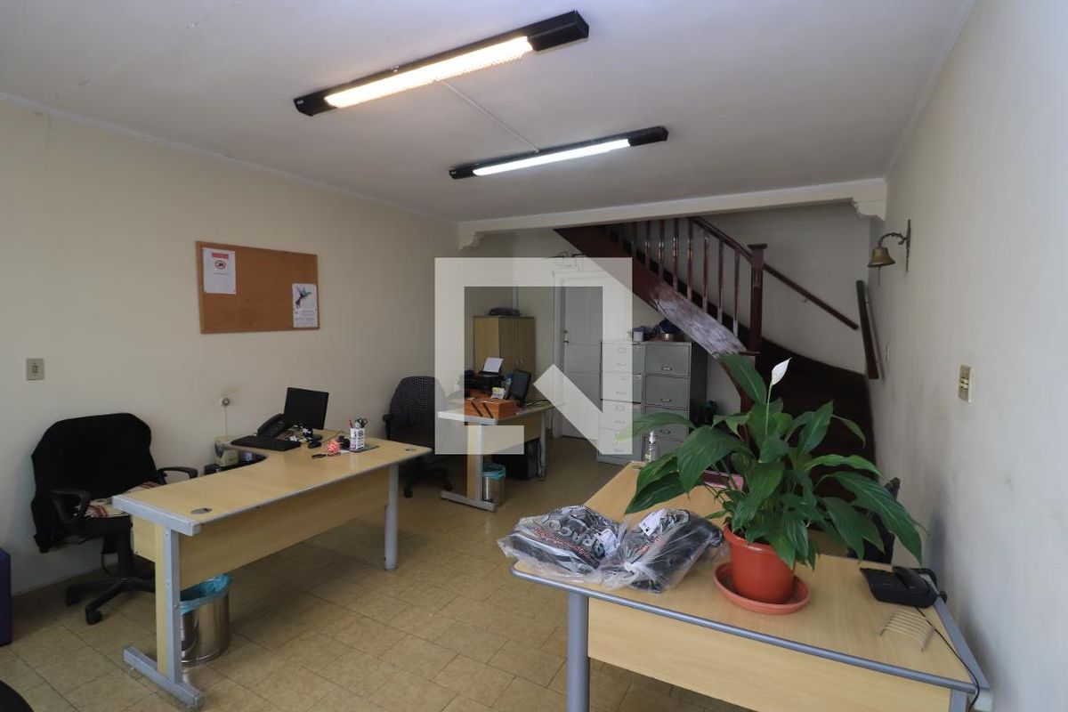 Casa, 3 quartos, 240 m² - Foto 2