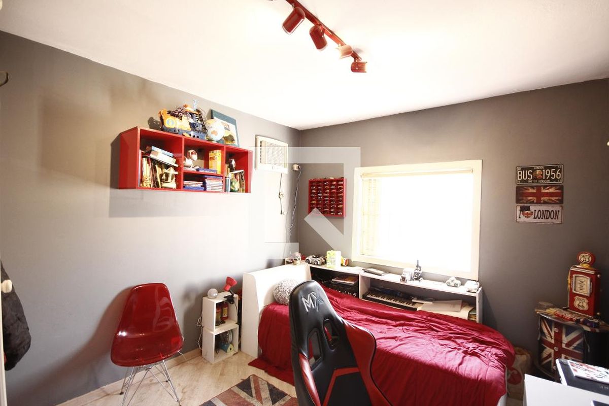Casa, 3 quartos, 200 m² - Foto 28