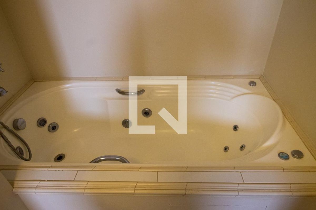 Apartamento, 3 quartos, 180 m² - Foto 44