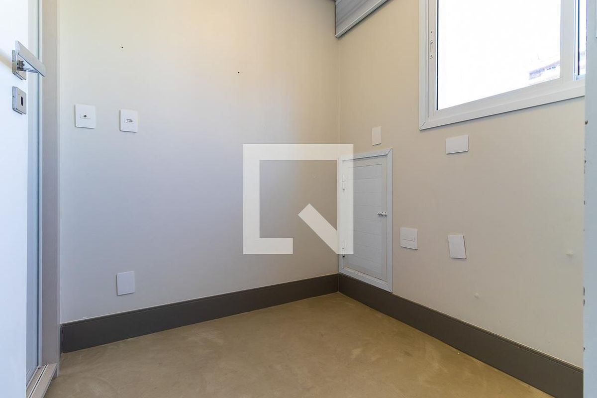 Apartamento à Venda - Cambuí, 1 Quarto,  108 m2 em , Campinas - sp | SoloBR
