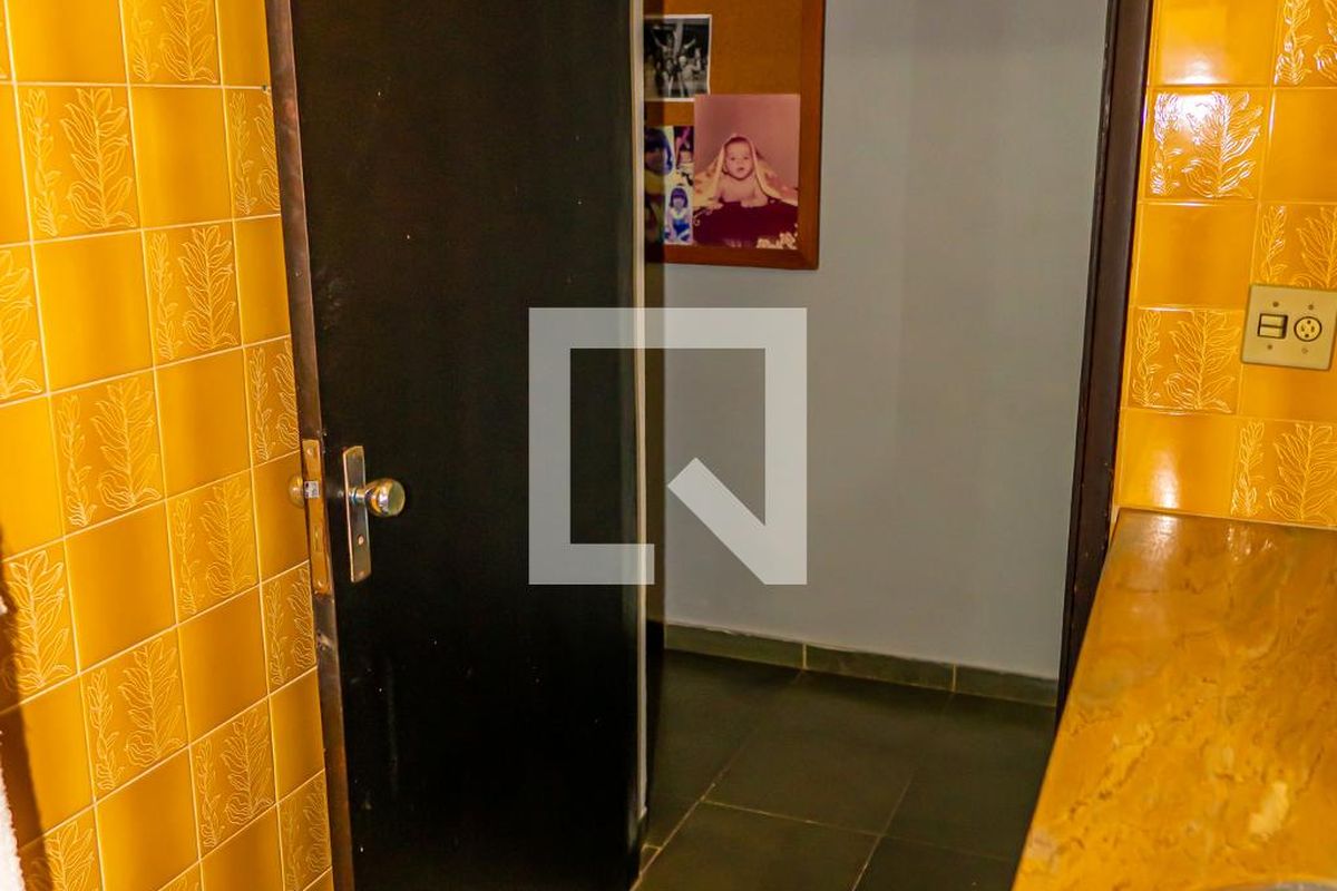 Casa à Venda - Parque Prado, 3 Quartos,  282 m2 em , Campinas - sp | SoloBR