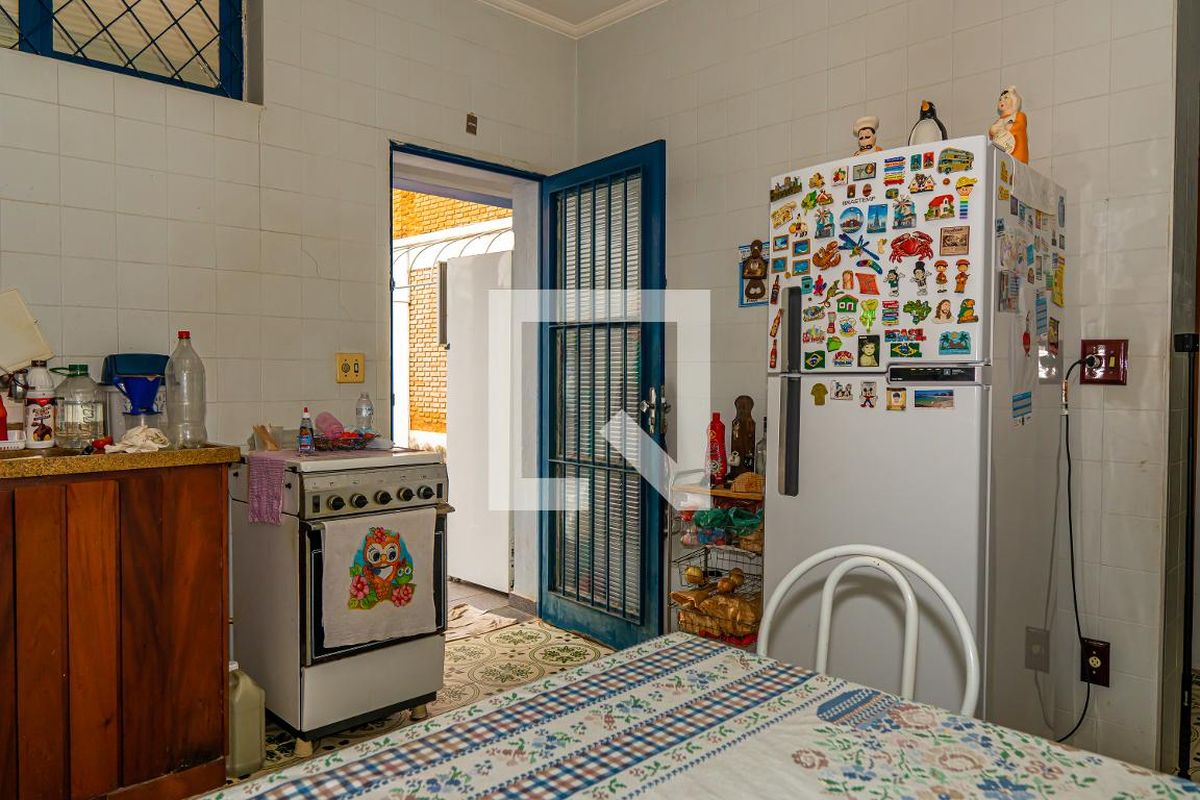 Casa à Venda - Parque Prado, 3 Quartos,  282 m2 em , Campinas - sp | SoloBR