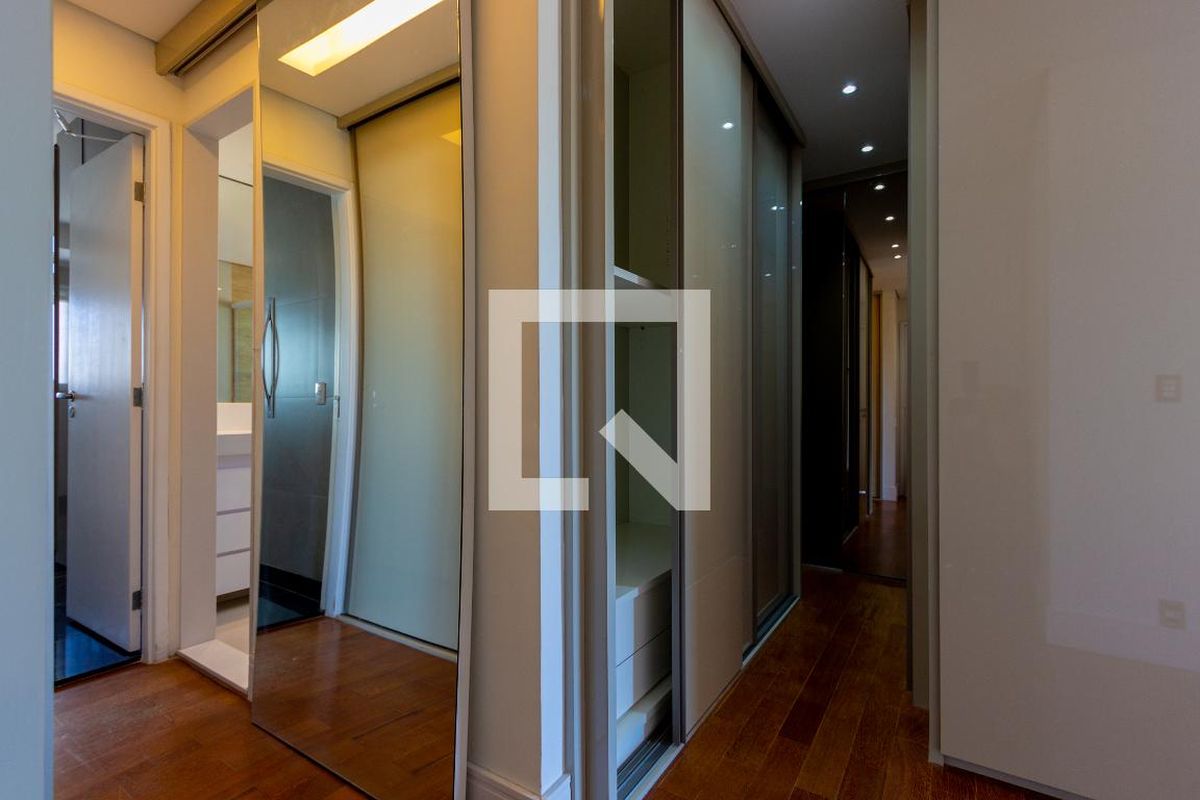 Apartamento, 3 quartos, 204 m² - Foto 42