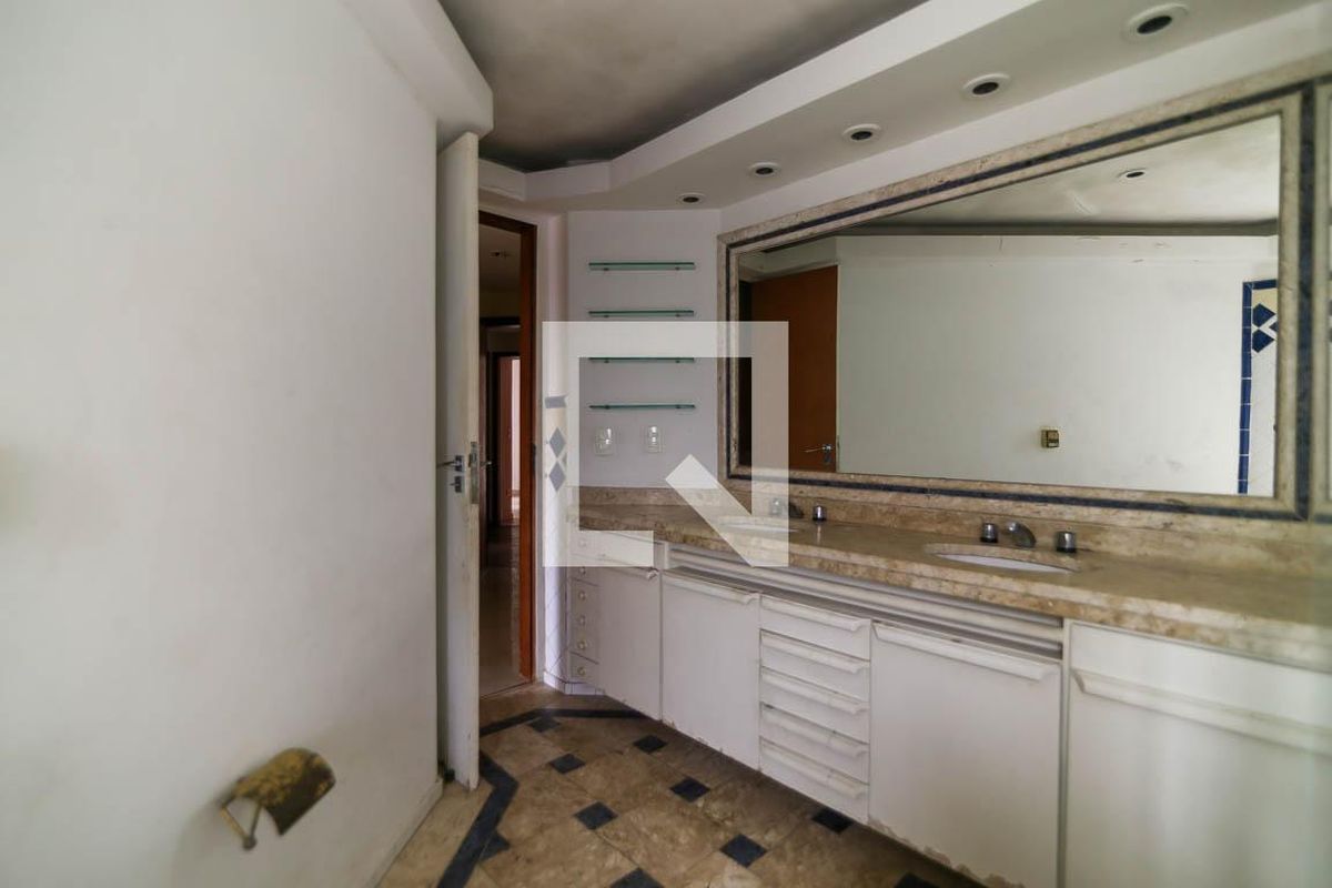 Apartamento, 3 quartos, 186 m² - Foto 96