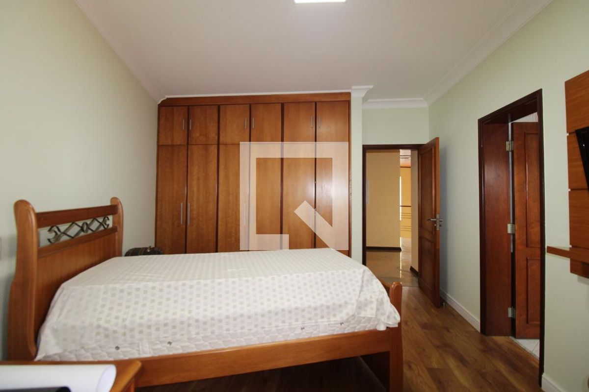Casa à Venda - Jardim Chapadão, 4 Quartos,  411 m2 em , Campinas - sp | SoloBR