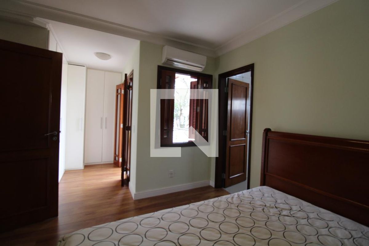 Casa à Venda - Jardim Chapadão, 4 Quartos,  411 m2 em , Campinas - sp | SoloBR