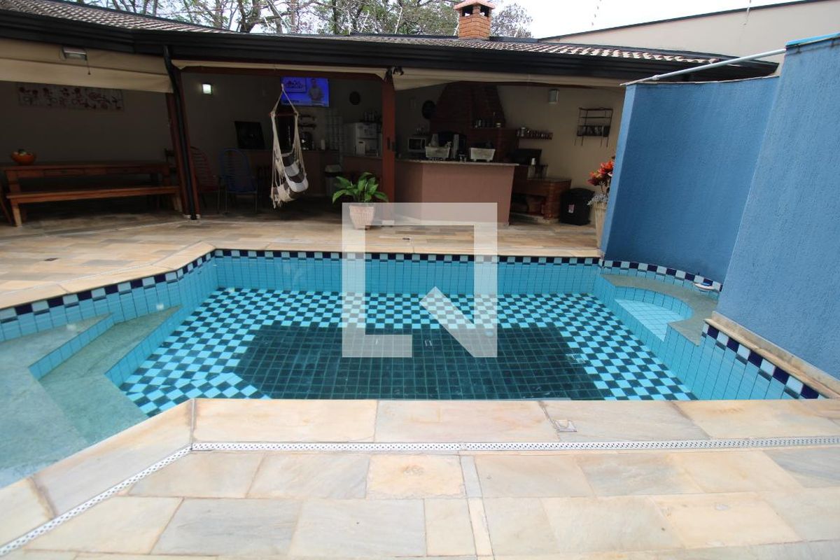 Casa à Venda - Jardim Chapadão, 4 Quartos,  411 m2 em , Campinas - sp | SoloBR