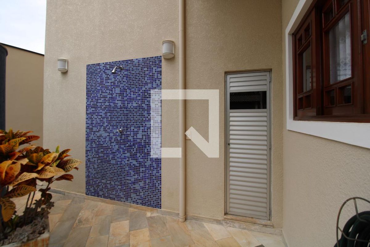 Casa à Venda - Jardim Chapadão, 4 Quartos,  411 m2 em , Campinas - sp | SoloBR