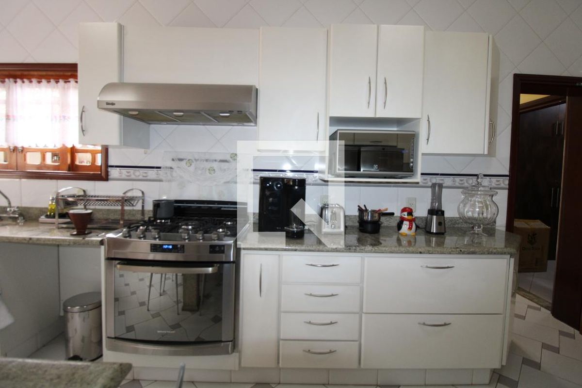 Casa à Venda - Jardim Chapadão, 4 Quartos,  411 m2 em , Campinas - sp | SoloBR