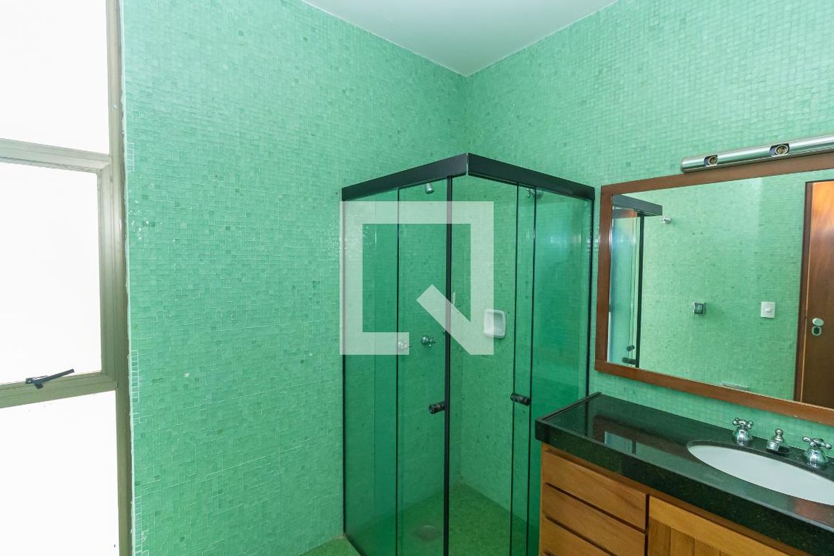 Casa à Venda - Mansões Santo Antônio, 3 Quartos,  250 m2 em , Campinas - sp | SoloBR