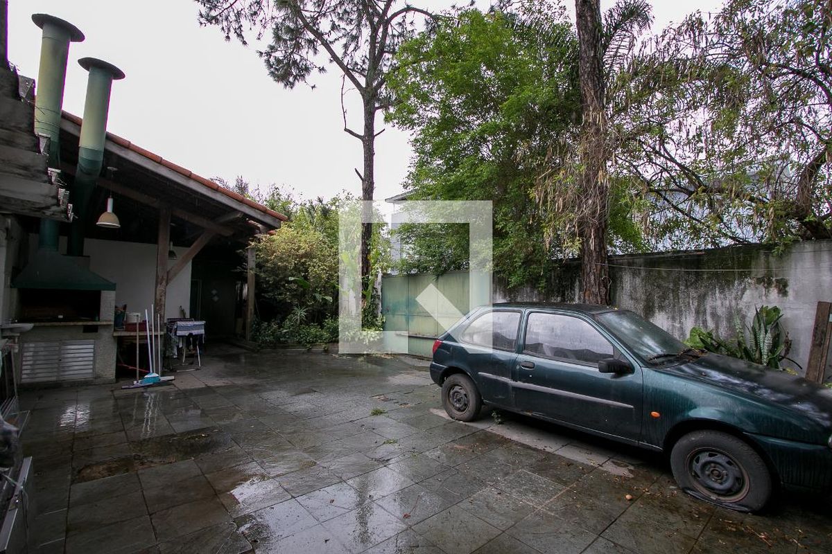 Casa, 3 quartos, 200 m² - Foto 34