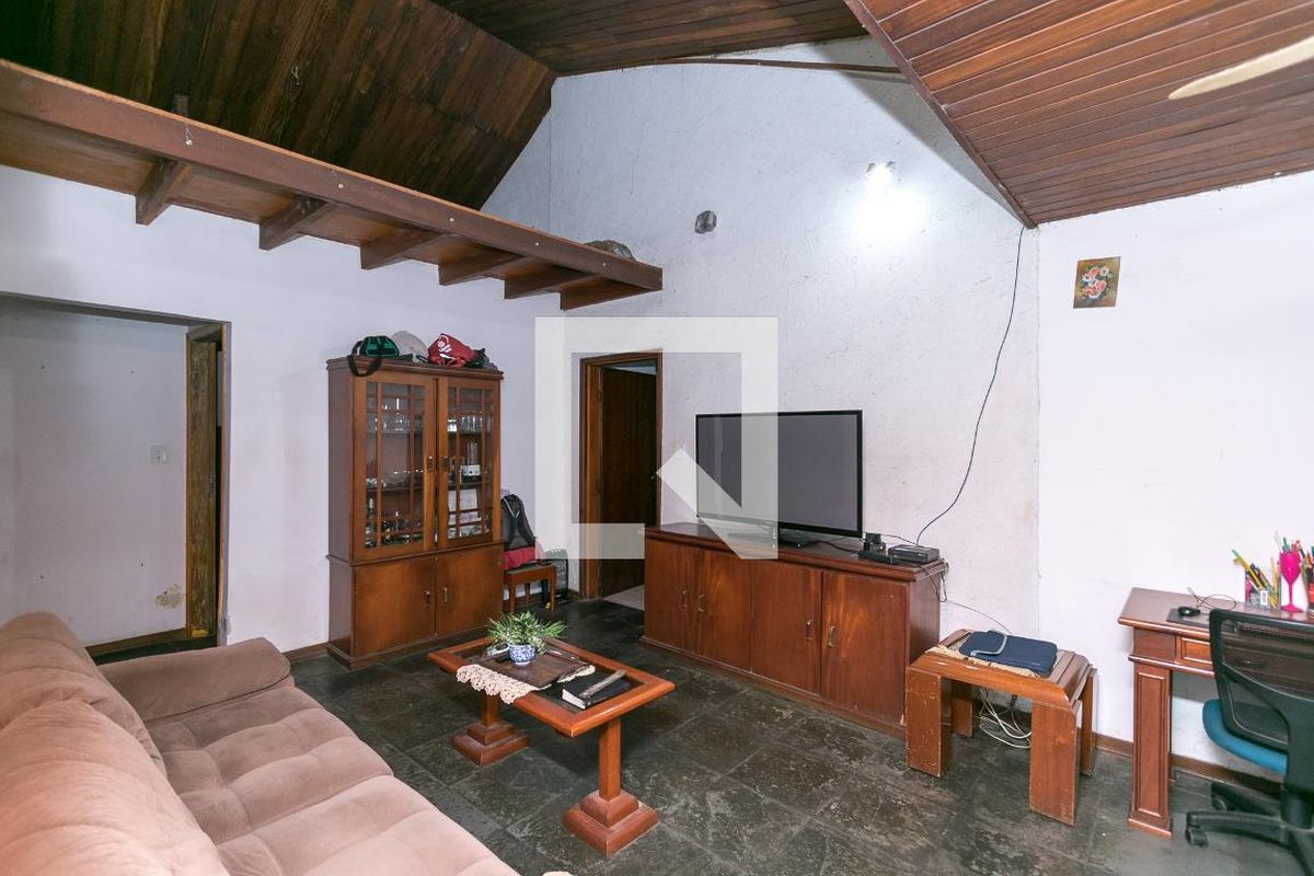 Casa, 3 quartos, 200 m² - Foto 4