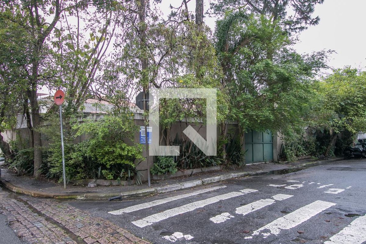Casa, 3 quartos, 200 m² - Foto 37