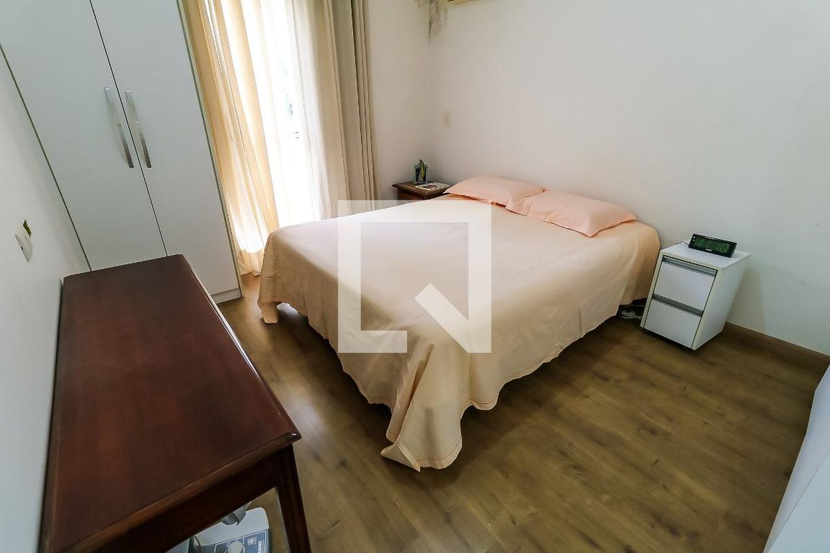 Casa, 4 quartos, 255 m² - Foto 34