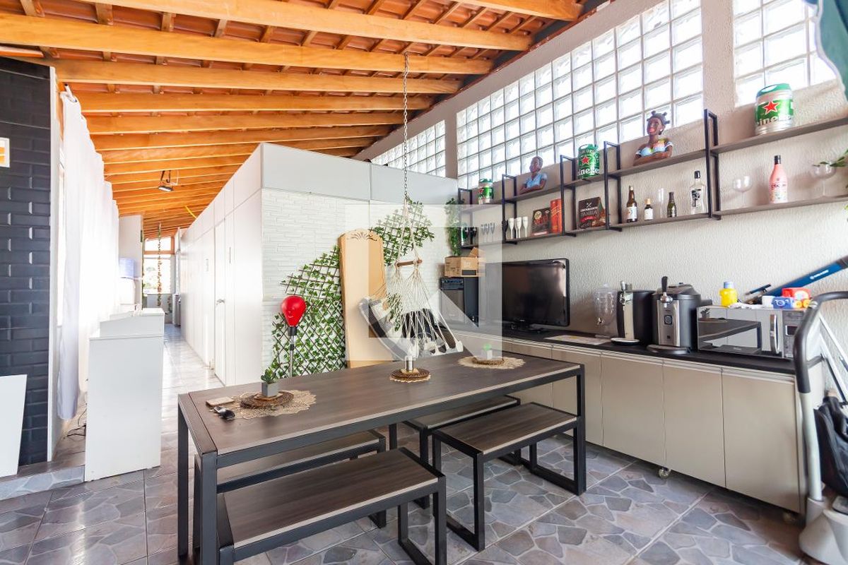Casa, 4 quartos, 215 m² - Foto 61