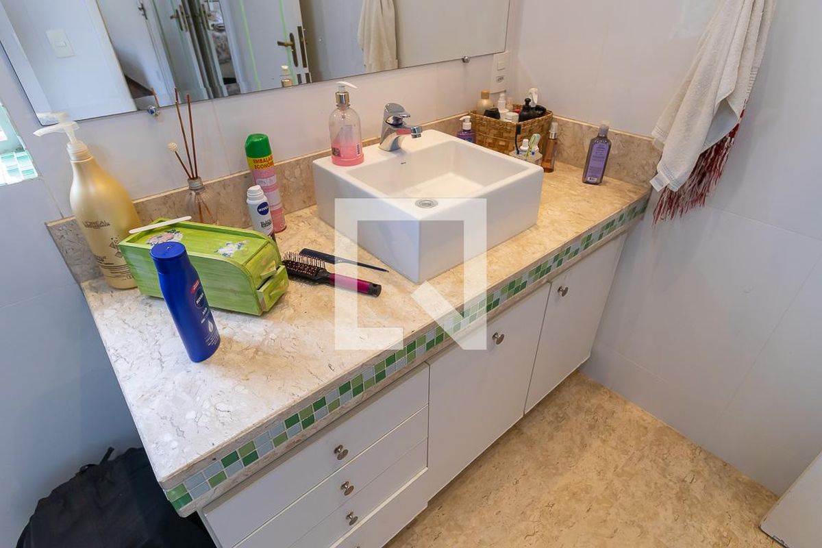 Casa à Venda - Jardim Chapadão, 4 Quartos,  490 m2 em , Campinas - sp | SoloBR