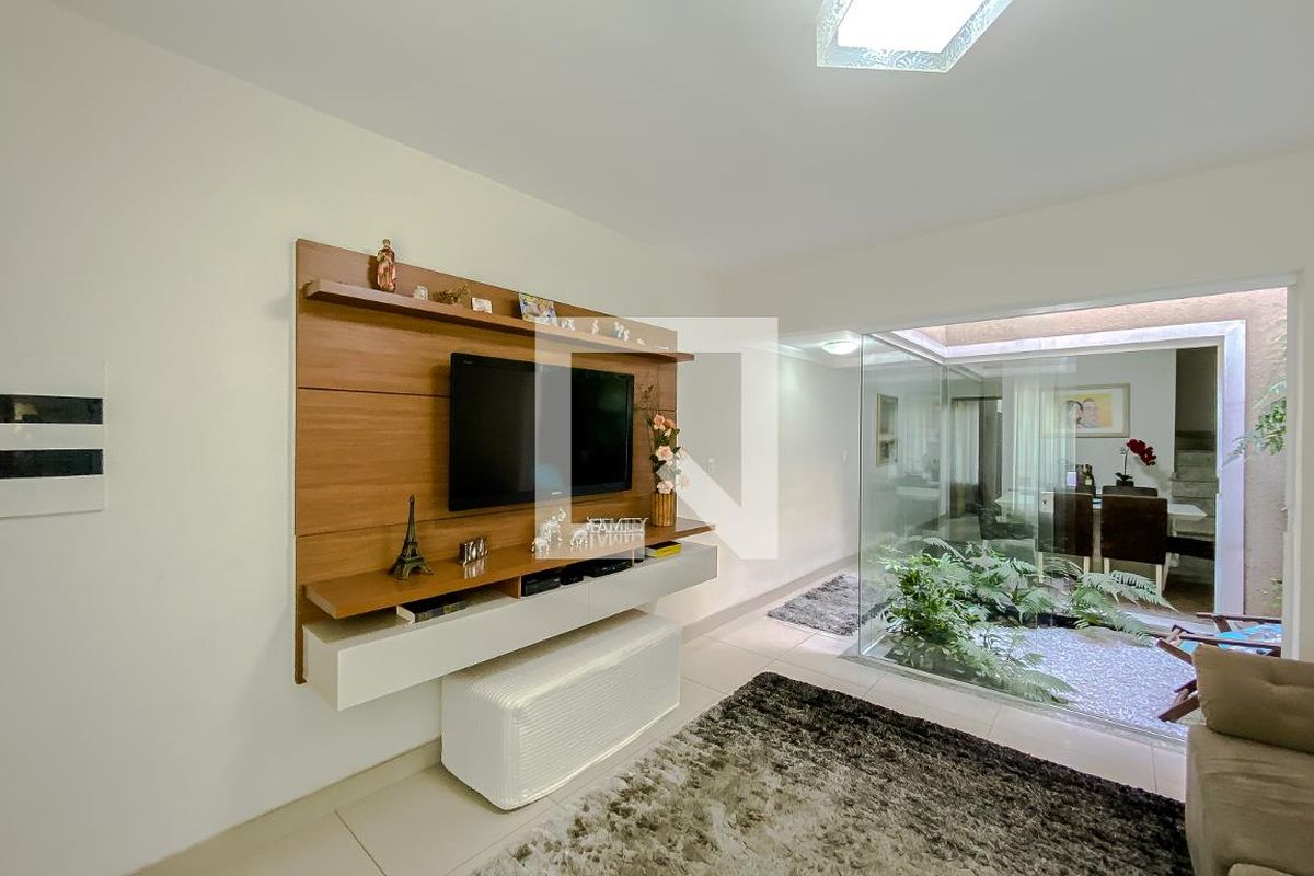 Casa, 3 quartos, 240 m² - Foto 3