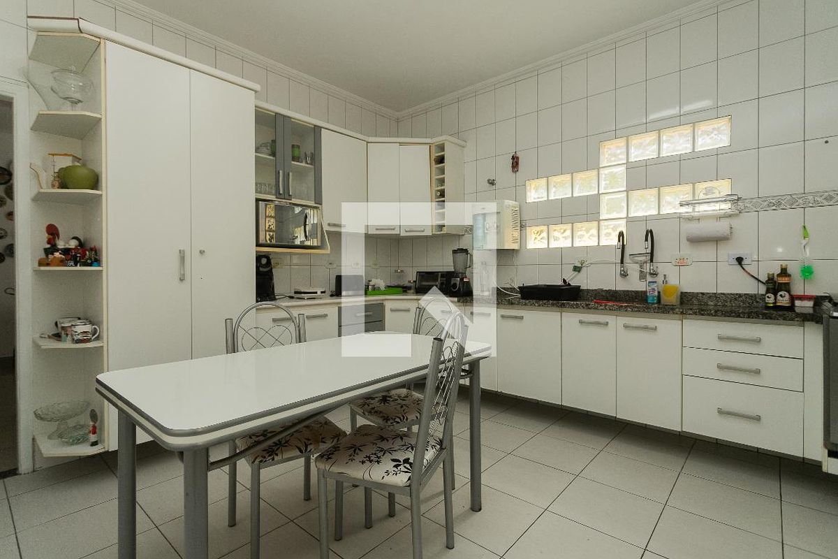 Casa, 2 quartos, 200 m² - Foto 32