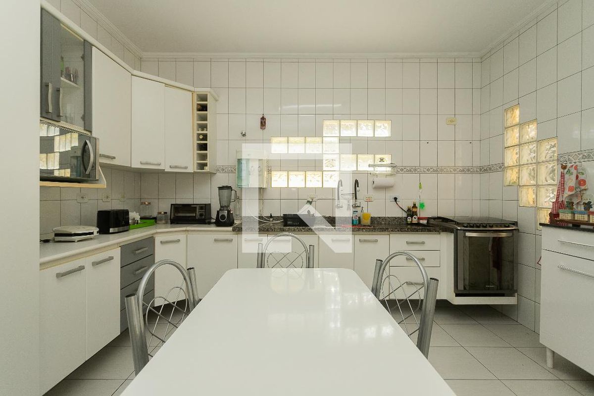 Casa, 2 quartos, 200 m² - Foto 31