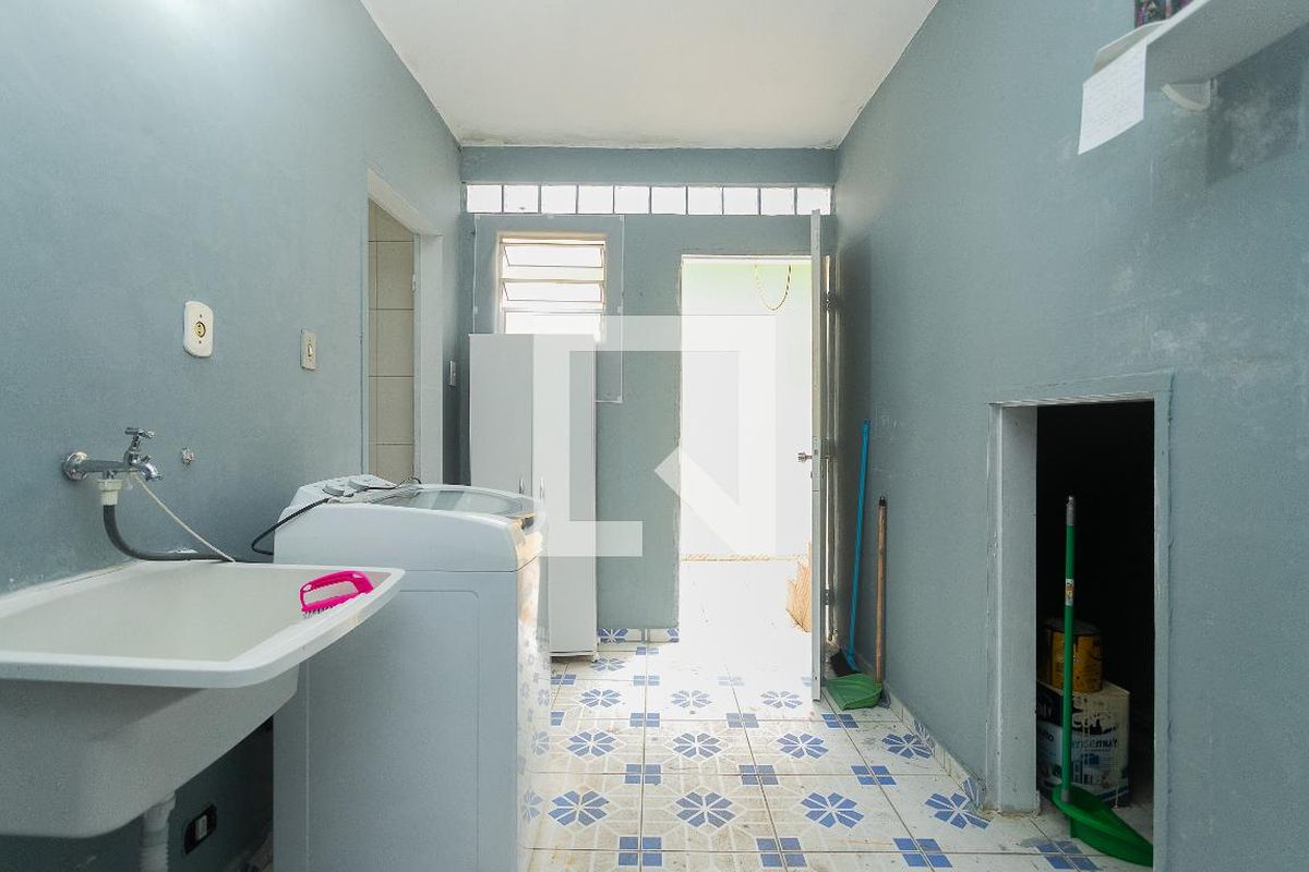 Casa, 2 quartos, 200 m² - Foto 47