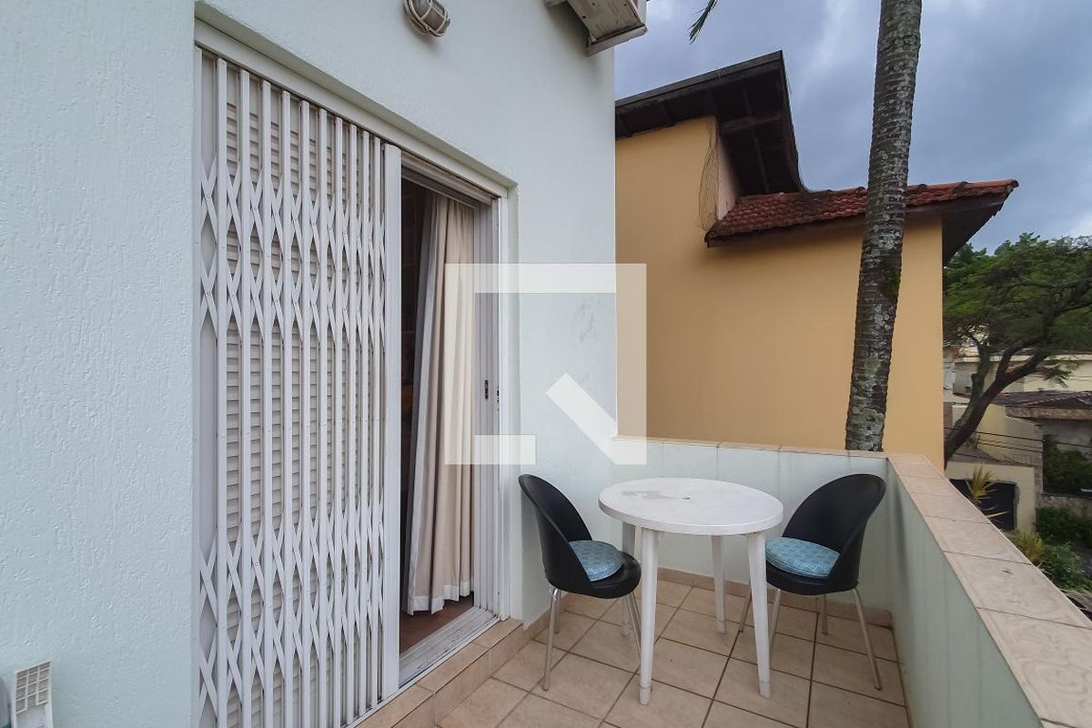 Casa, 4 quartos, 250 m² - Foto 54