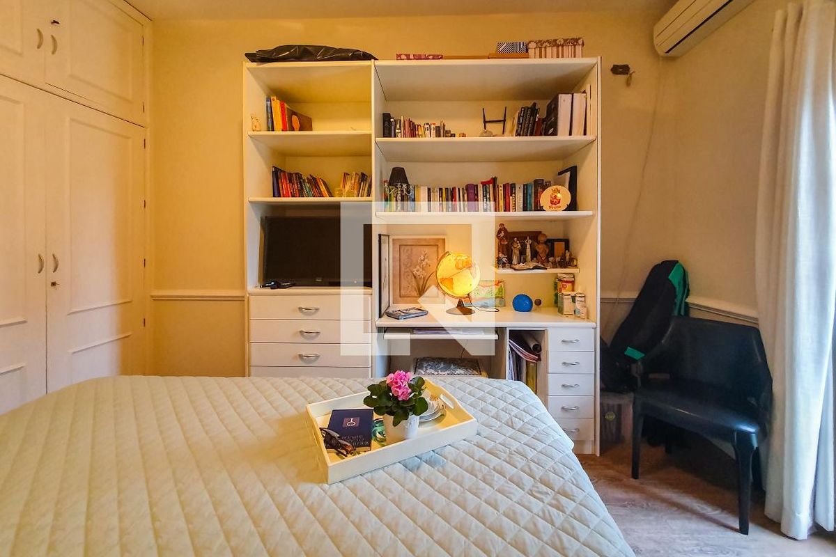 Casa, 4 quartos, 250 m² - Foto 50