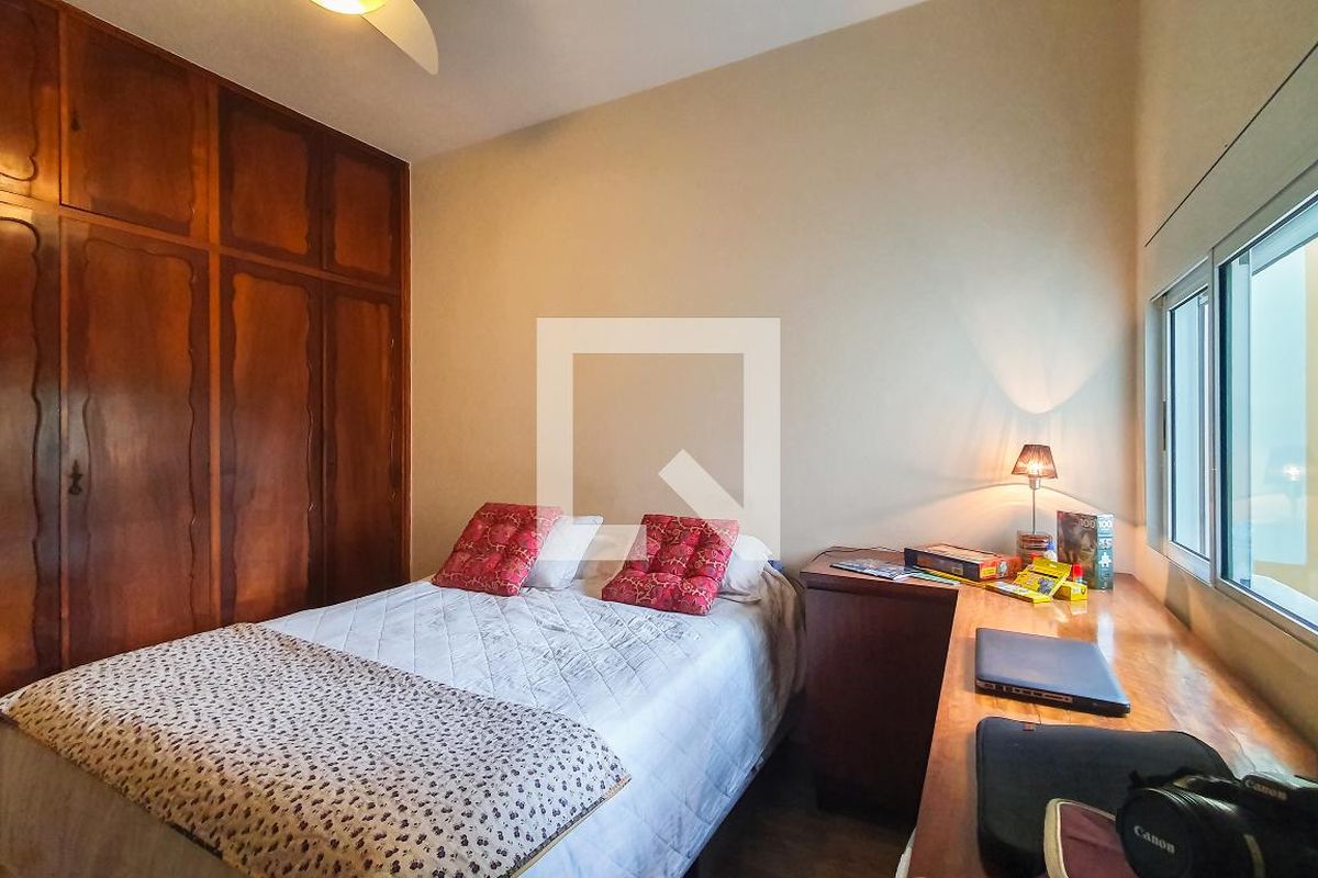 Casa, 4 quartos, 250 m² - Foto 58