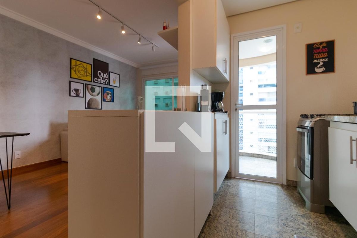 Apartamento à Venda - Cambuí, 1 Quarto,  72 m2 em , Campinas - sp | SoloBR