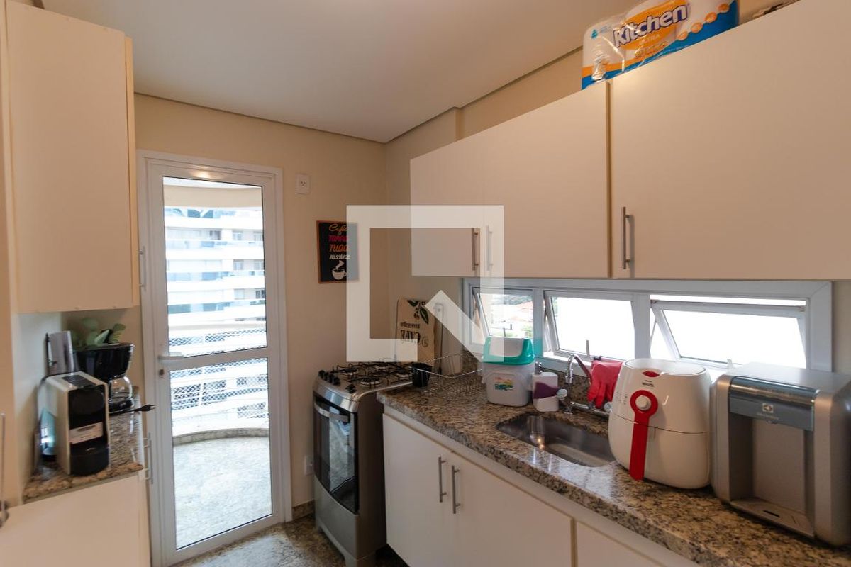 Apartamento à Venda - Cambuí, 1 Quarto,  72 m2 em , Campinas - sp | SoloBR