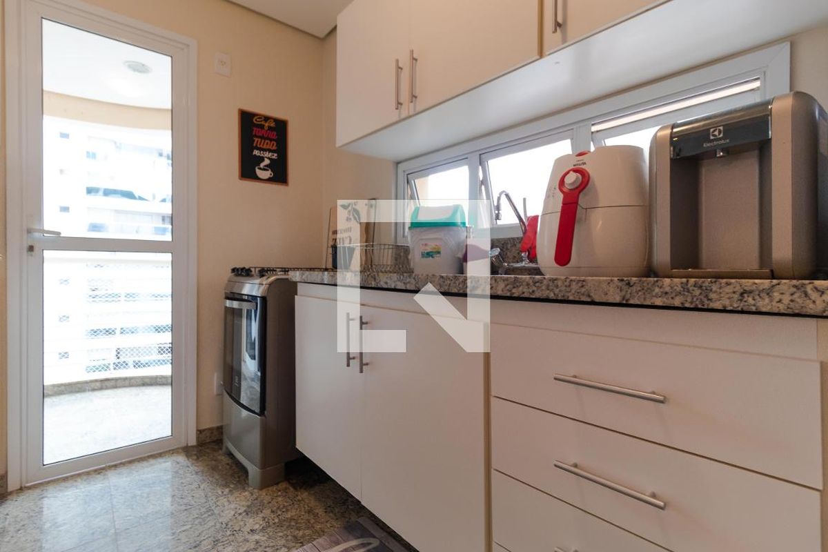 Apartamento à Venda - Cambuí, 1 Quarto,  72 m2 em , Campinas - sp | SoloBR