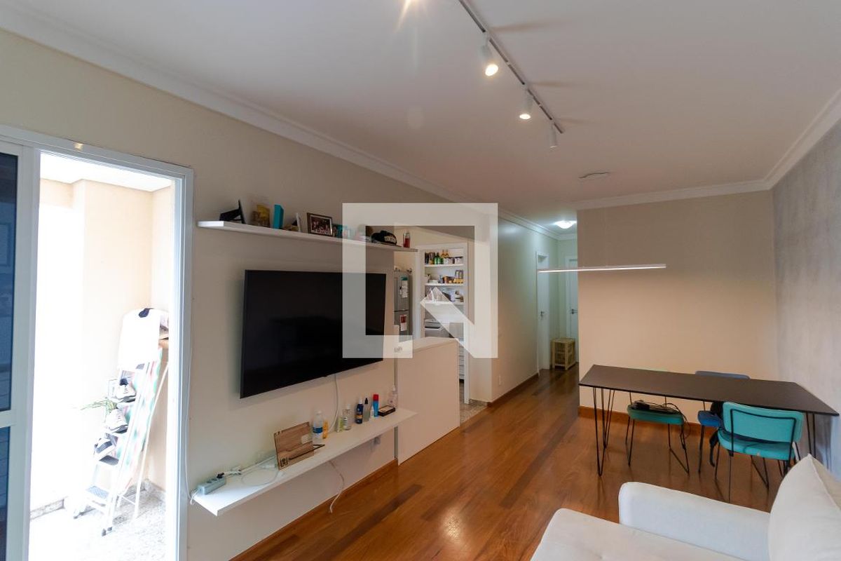 Apartamento à Venda - Cambuí, 1 Quarto,  72 m2 em , Campinas - sp | SoloBR