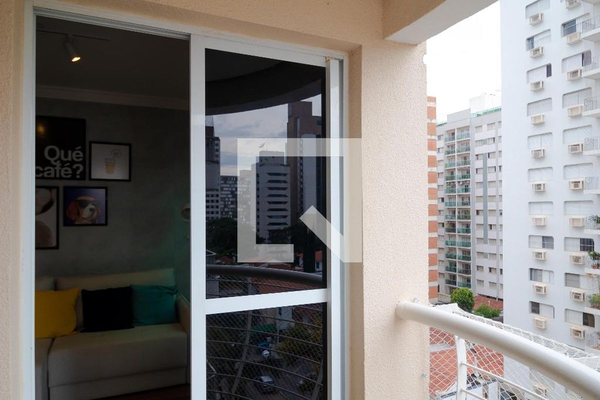 Apartamento à Venda - Cambuí, 1 Quarto,  72 m2 em , Campinas - sp | SoloBR