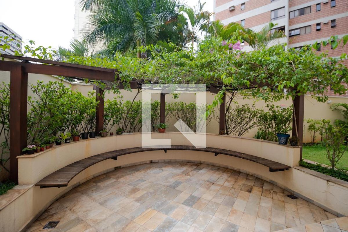 Apartamento à Venda - Cambuí, 1 Quarto,  72 m2 em , Campinas - sp | SoloBR