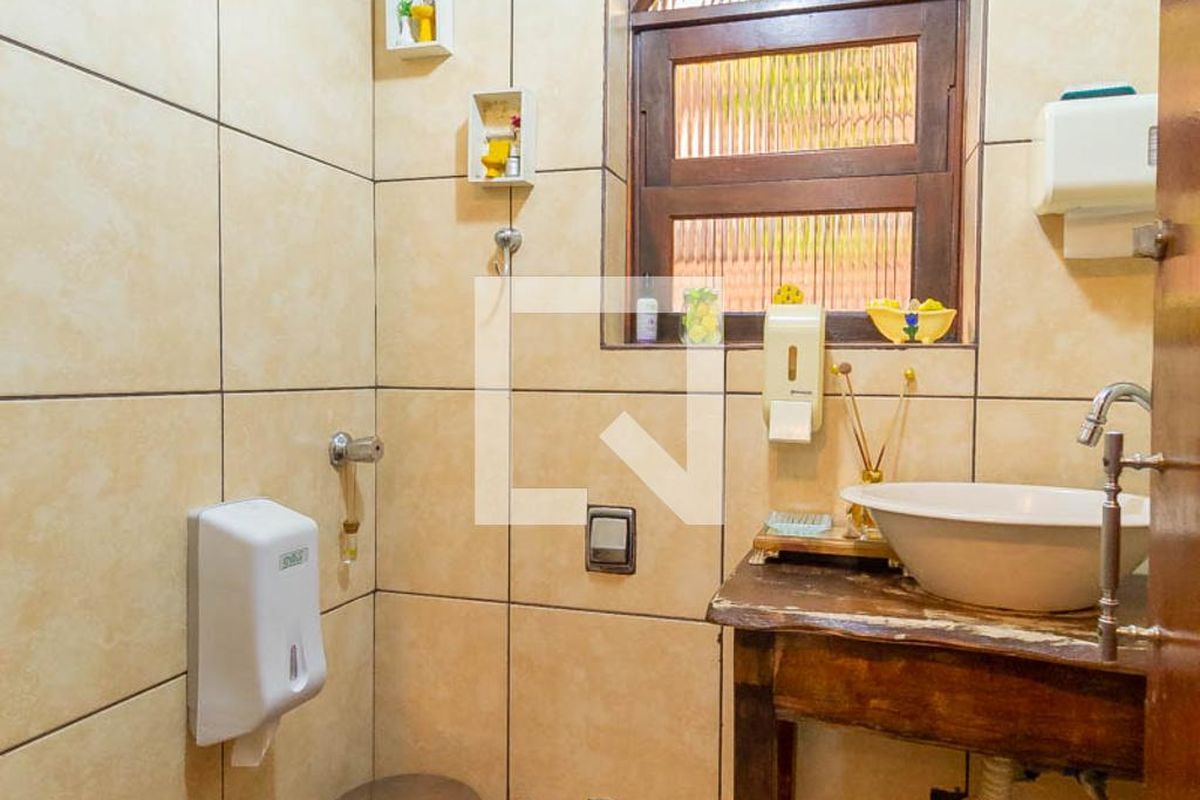 Casa, 3 quartos, 350 m² - Foto 142