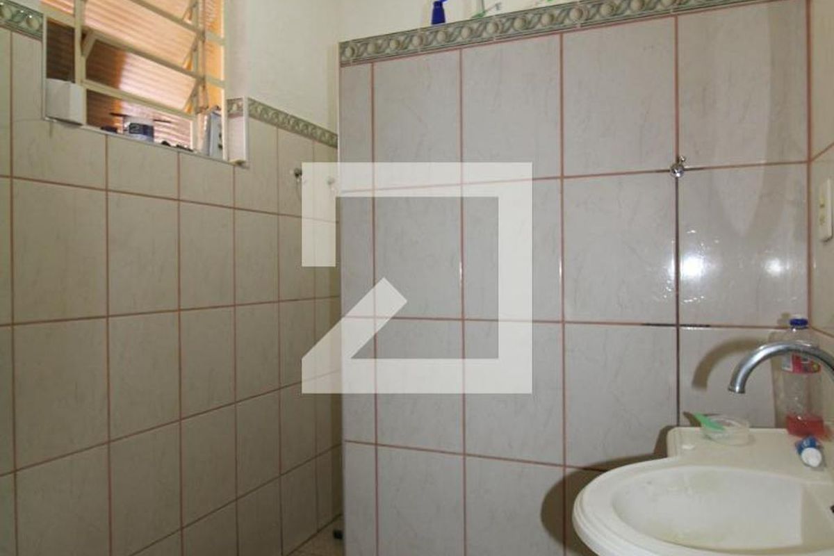Casa à Venda - Taquaral, 2 Quartos,  300 m2 em , Campinas - sp | SoloBR