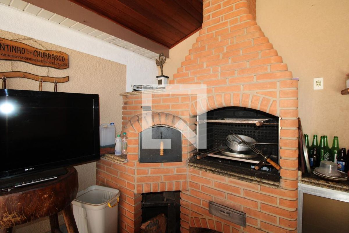 Casa à Venda - Taquaral, 2 Quartos,  300 m2 em , Campinas - sp | SoloBR