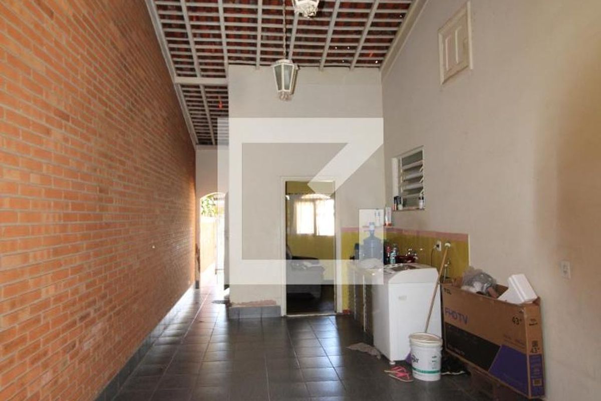 Casa à Venda - Taquaral, 2 Quartos,  300 m2 em , Campinas - sp | SoloBR